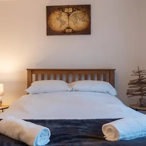 Castle View - Flat In Mumbles - Free Parking Apartment
